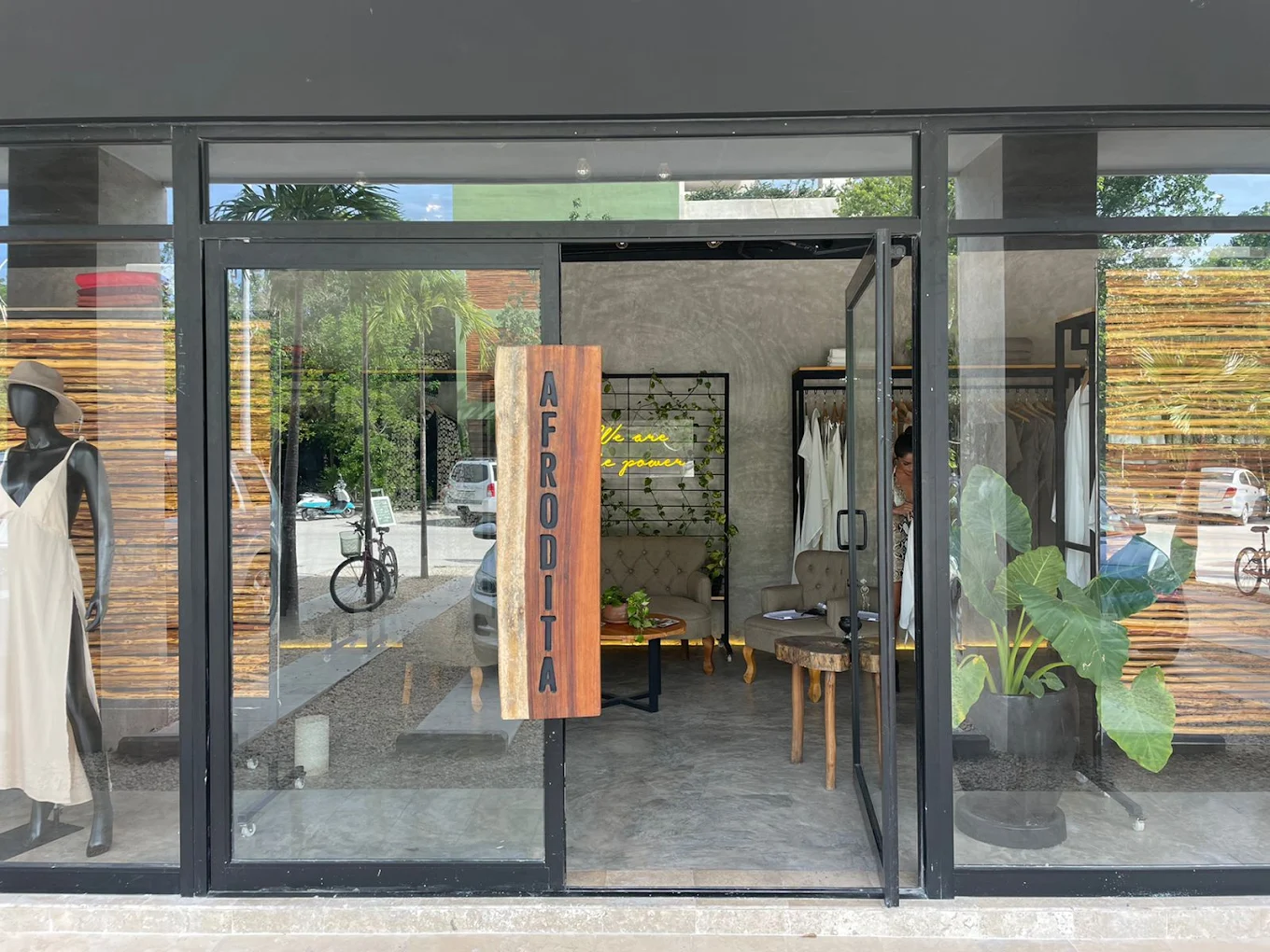 Afrodita Clothing Boutique Aldea Zama