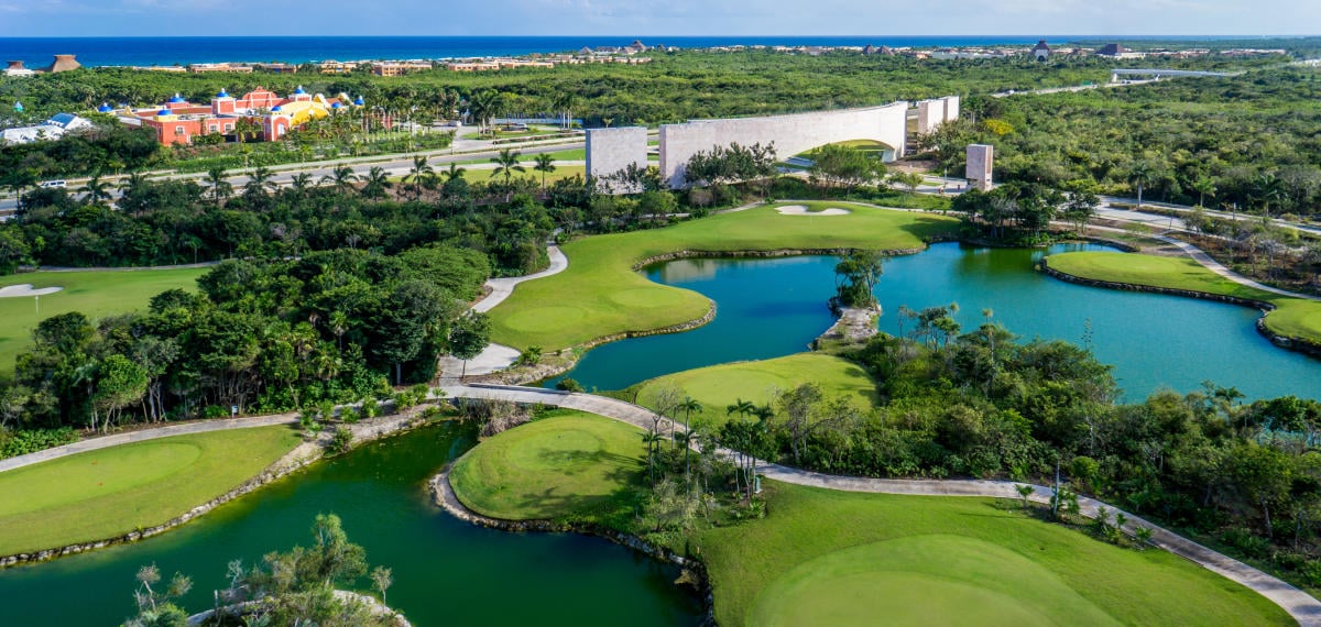 golf courses in tulum 1
