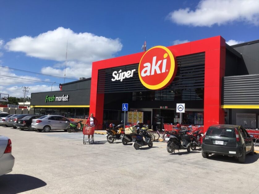 grocery shopping in tulum at super aki