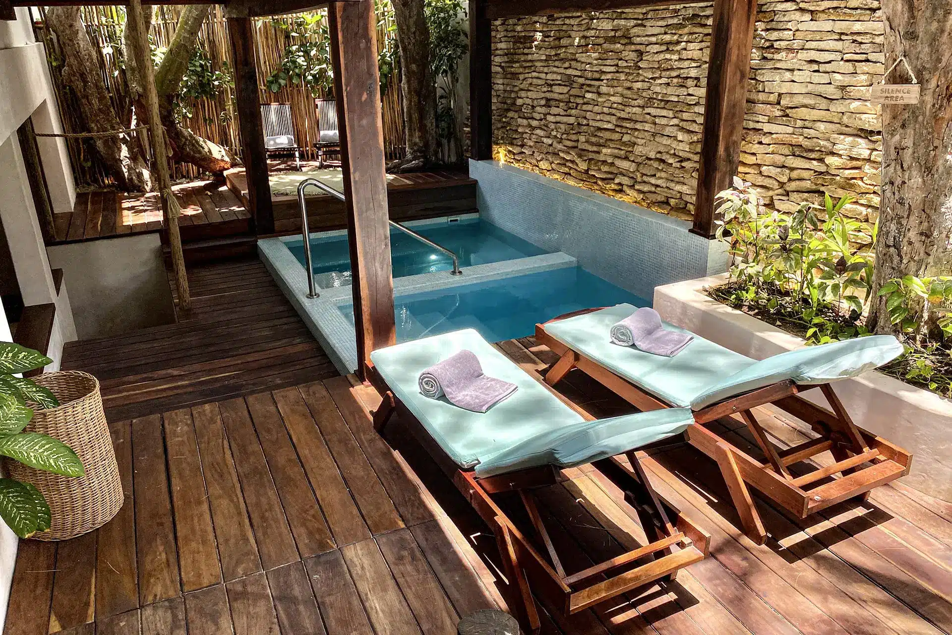 hot cold pools spa naj naay