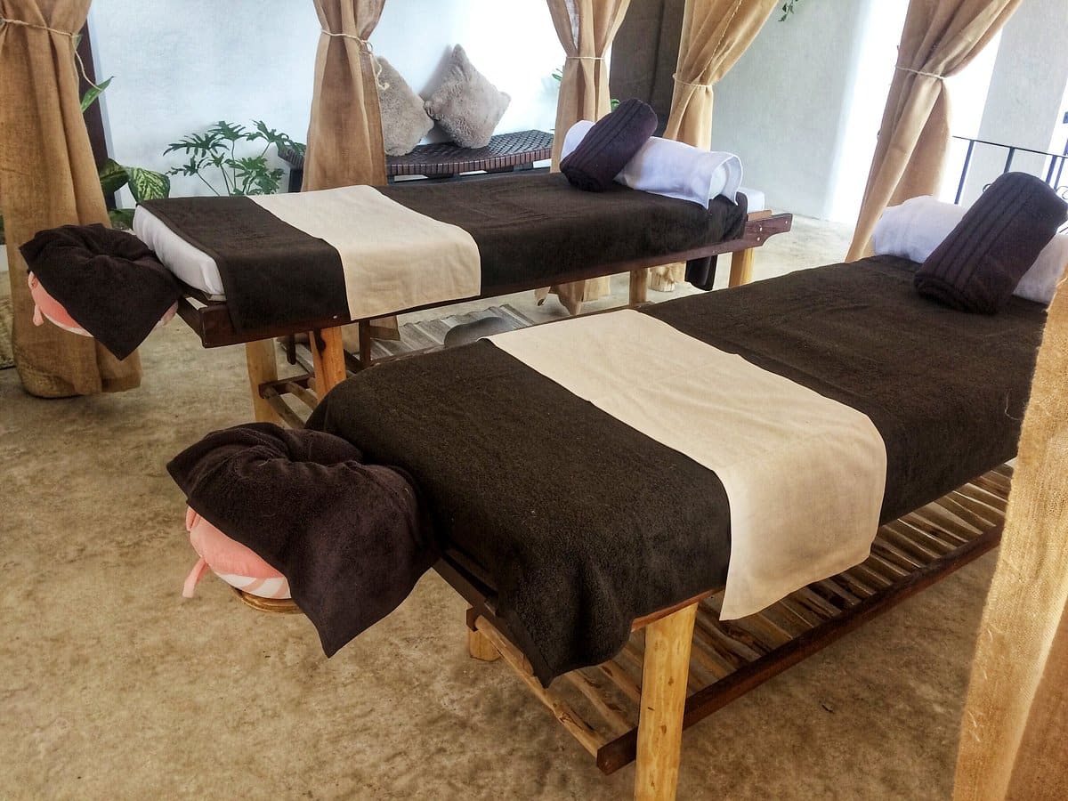 massage beds