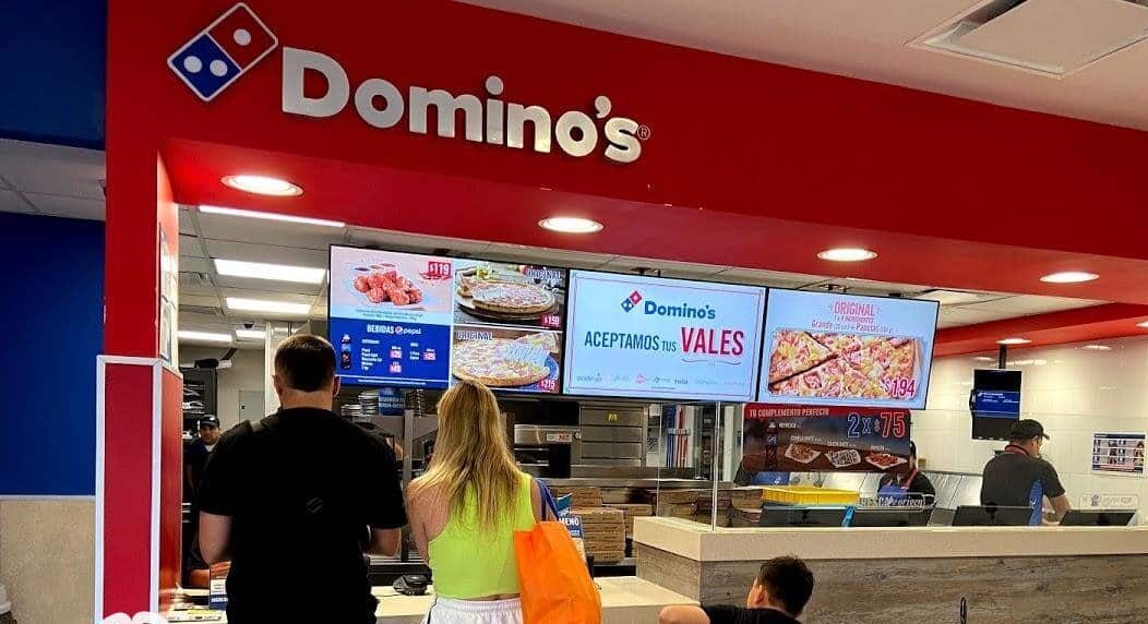 r4f1 design Dominos 2020 08 2